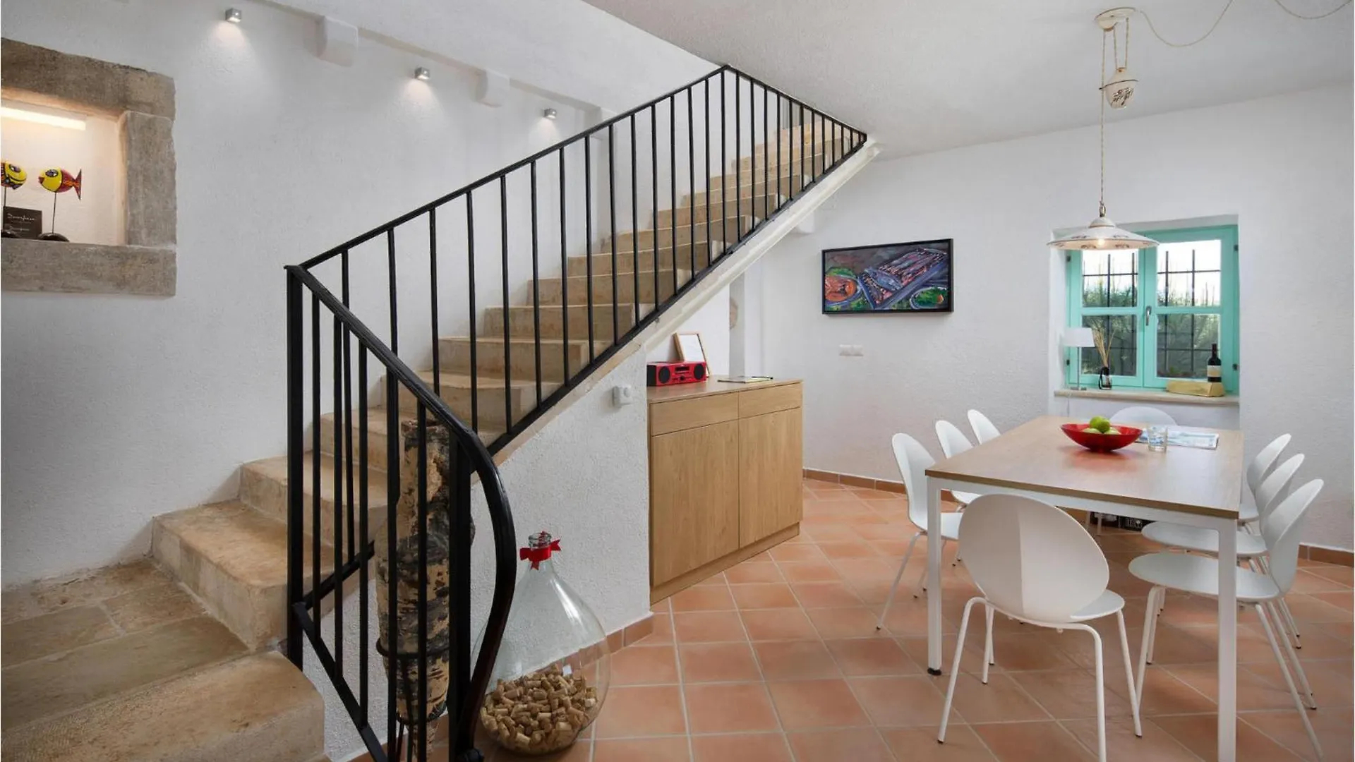 Villa Iva Ferenci 0*,